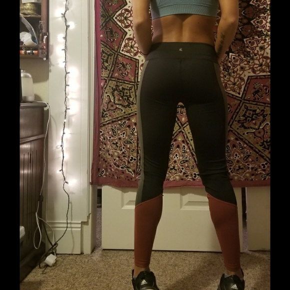 Color block leggings - Picture 3 of 3